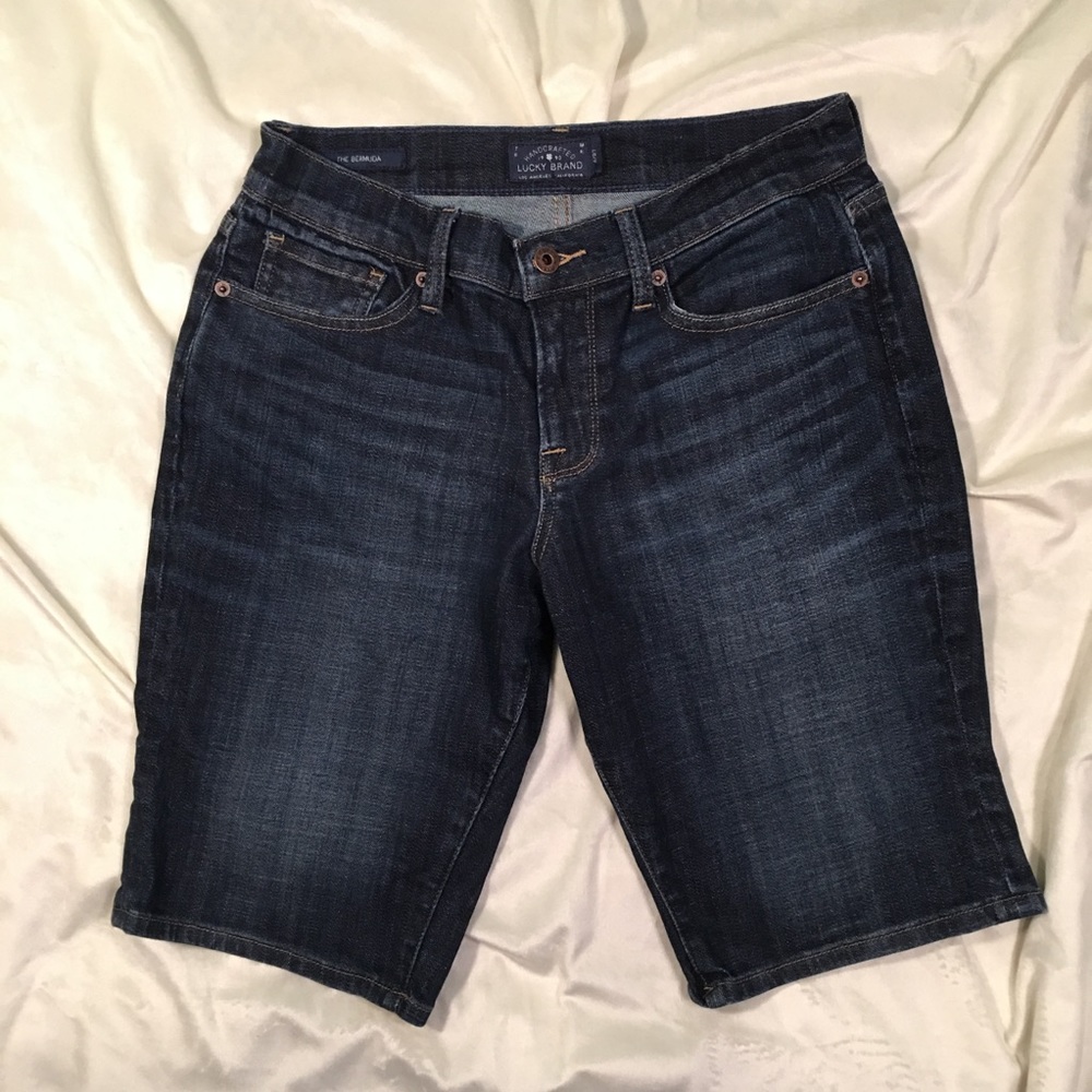 Lucky Brand The Bermuda Shorts Size 4/27